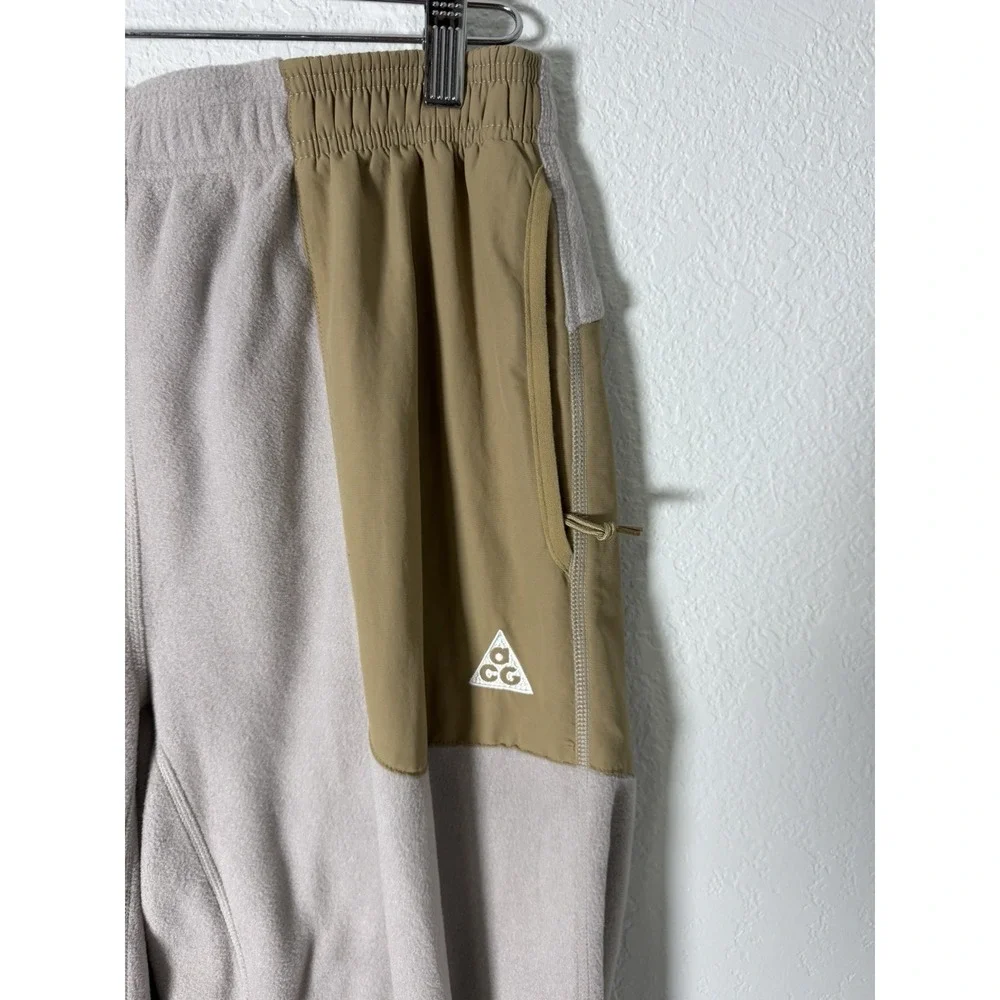 Nike Air ACG Wolf Tree Plus Fleece Pants College Grey Beige Men Sz S HJ2864-009 - Picture 2 of 8